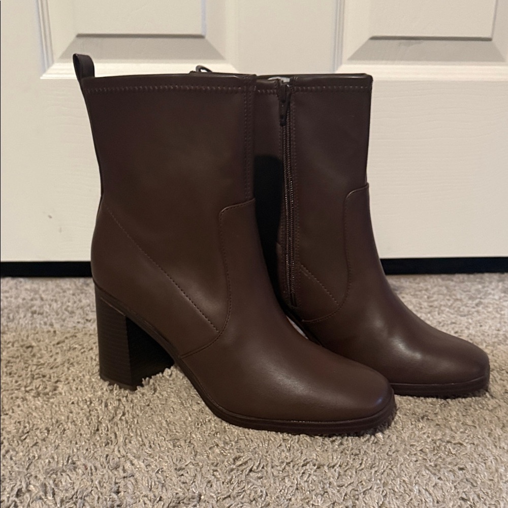LC Lauren Conrad Dark Brown Heeled Boots